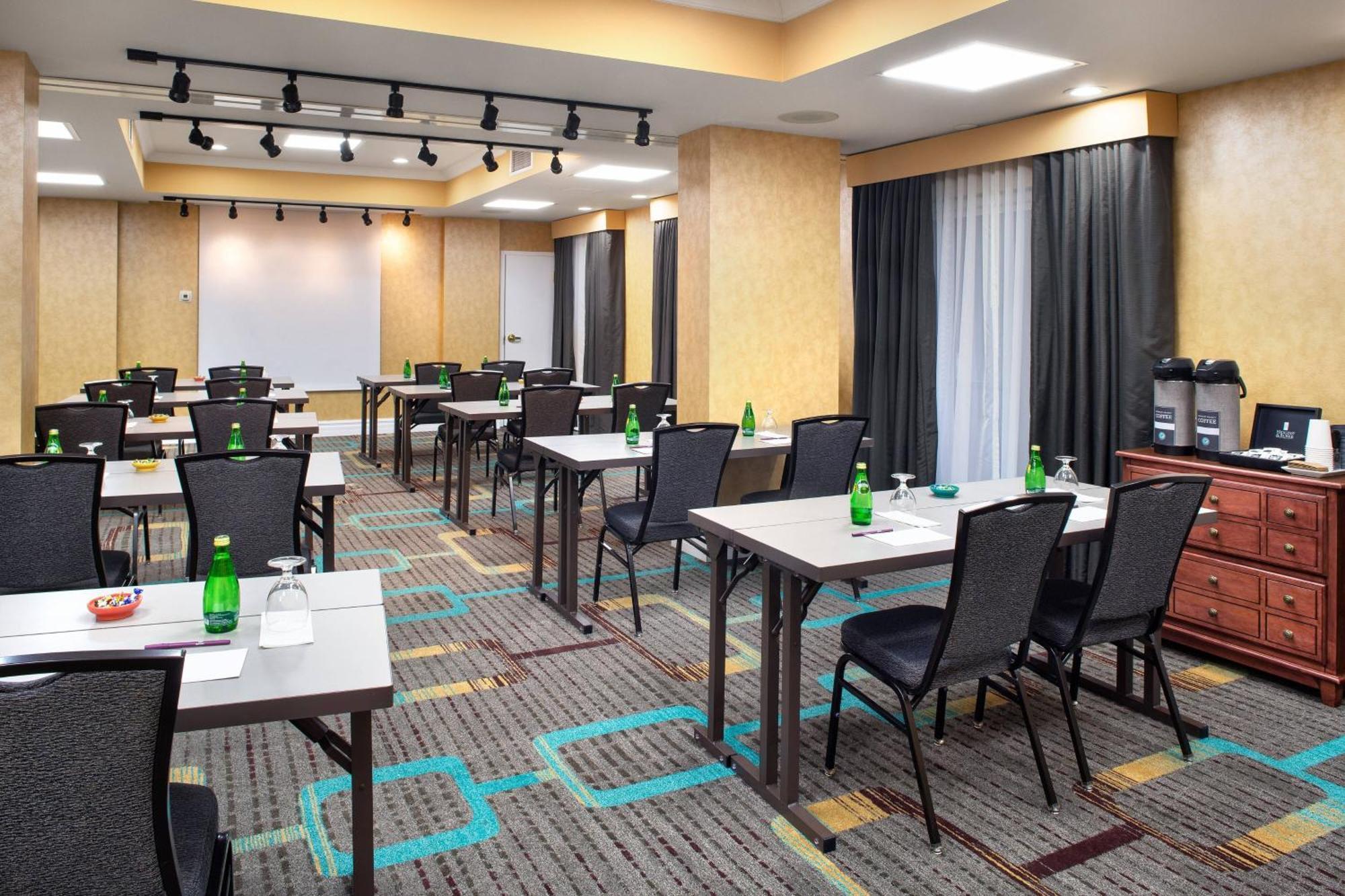 Residence Inn By Marriott Halifax Downtown Exteriör bild